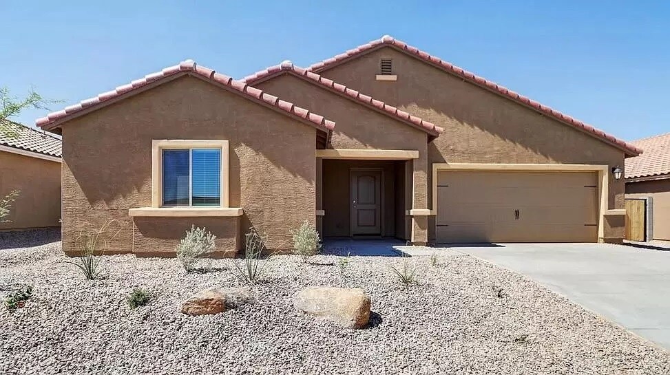 Foto principal - 541 W Black Hawk Pl
