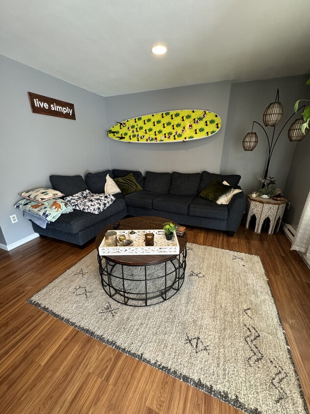 Living room - 3 Greenfield Dr