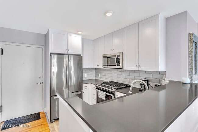 Foto del edificio - 1706 Park Ave