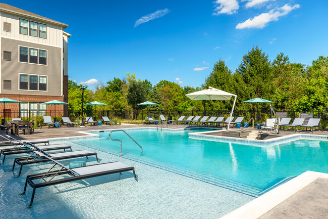 J Creekside at Exton - Apartments in Exton, PA | Apartments.com