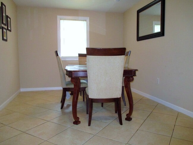 Photo - 240 Fresno Dr House