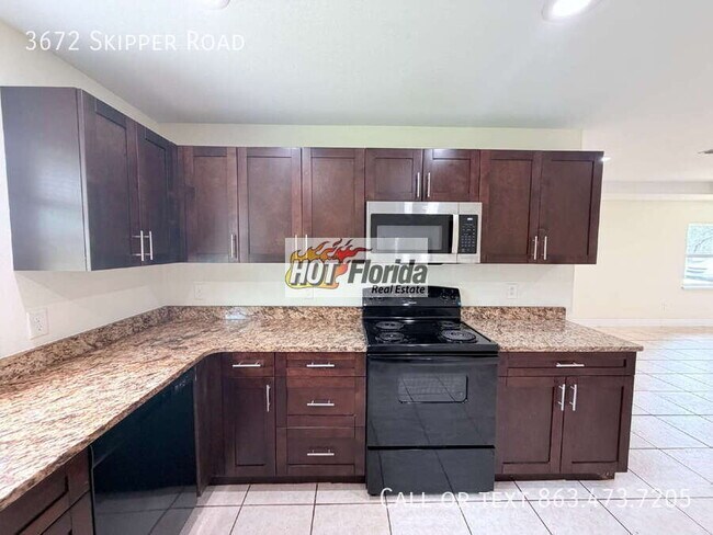 Foto del edificio - 3672 Skipper Rd