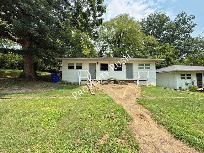 Photo - 708 W 47th St.-B Apartment