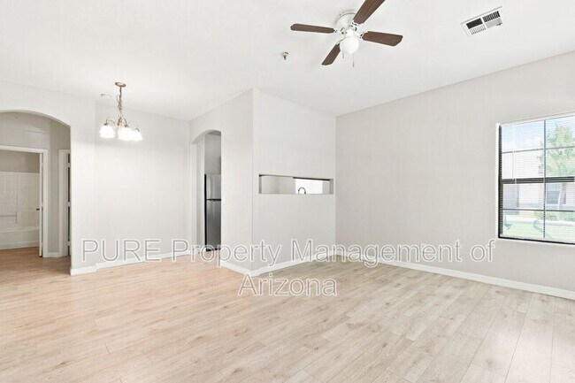 Building Photo - 4423 E McLellan Rd