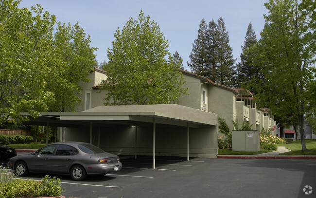 Building Photo - Corners Concord Condominiums