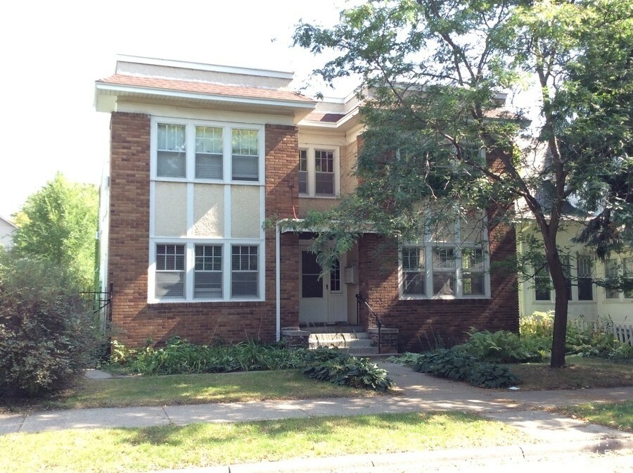 Foto principal - 3519 Harriet Ave