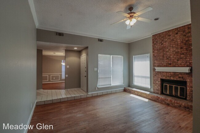 Building Photo - 5534-5568 93rd St