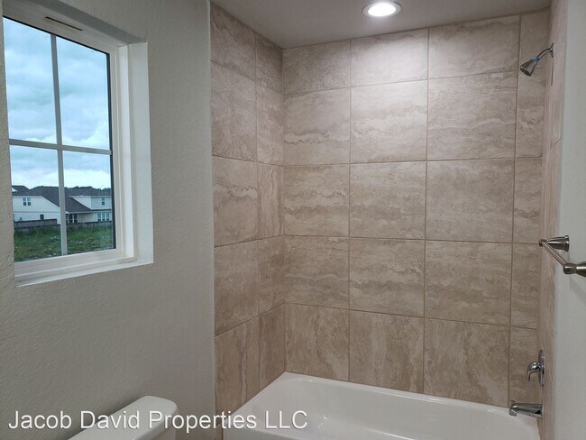 Building Photo - 16930 Spirit Brook