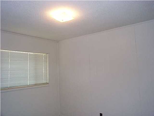 Foto del edificio - 596 Florosa Ct