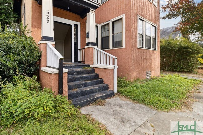 Building Photo - 522 E 38th St