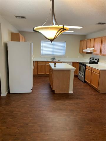 Foto del edificio - 904 Valleybrook Dr