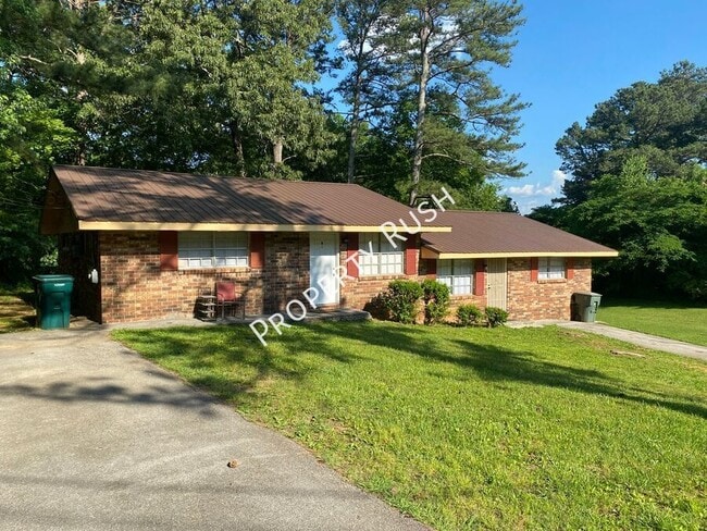Building Photo - 7612 Bishop Dr