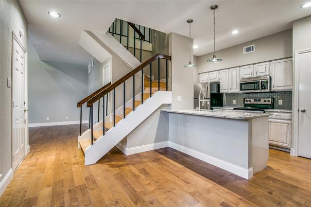 Foto del edificio - 6220 Bentwood Trail