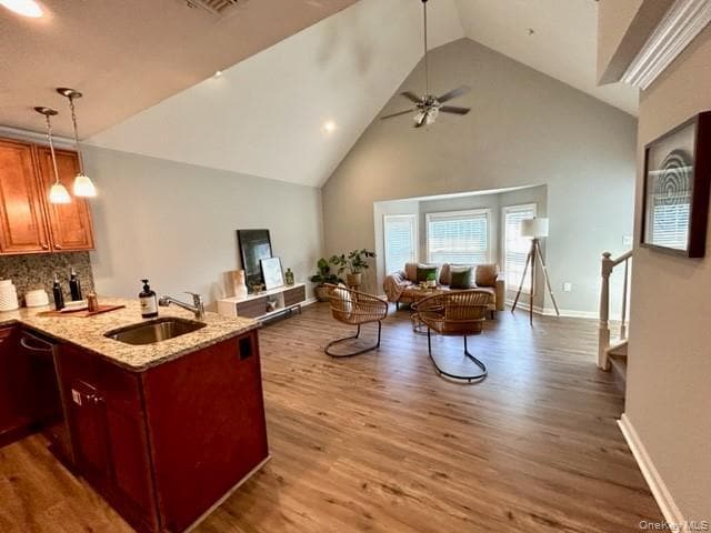 Foto del edificio - 408 Pine Creek Ave