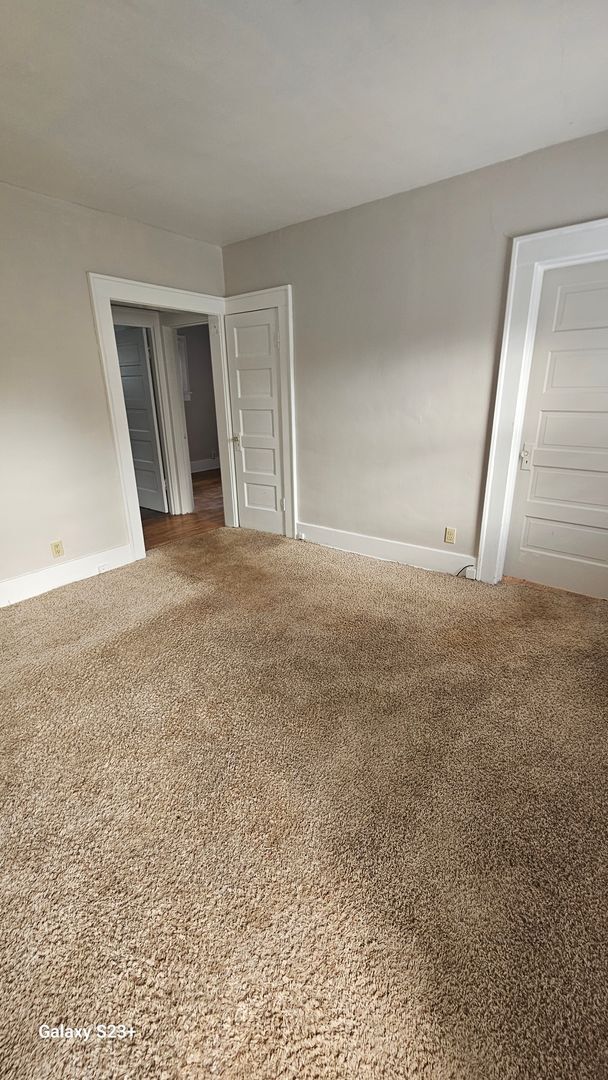 Foto del edificio - 2 bed 1 bath