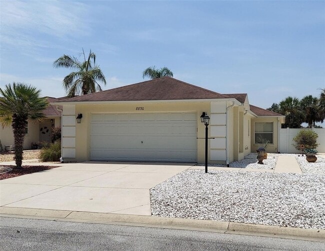 Foto del edificio - 8830 SE 167th Mayfield Pl