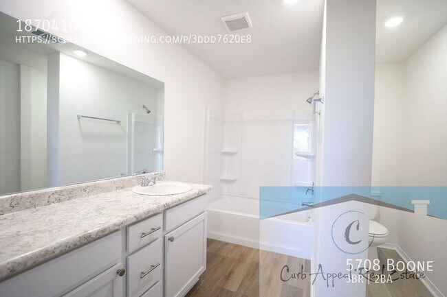 Foto del edificio - 5708 Boone-