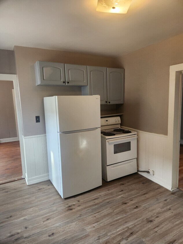 Foto principal - 11 Fairview Ave