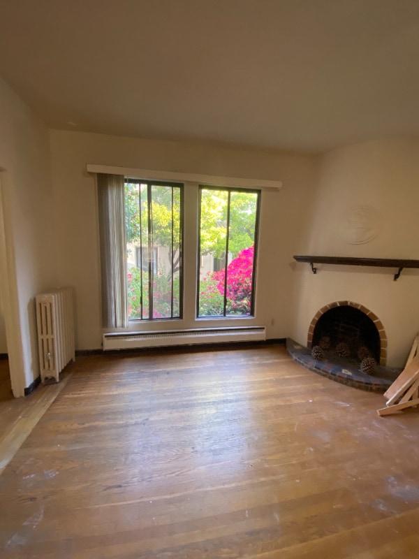 Building Photo - 1701 Le Roy Ave