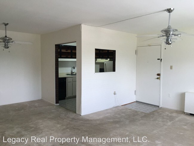 Building Photo - 4421 Romlon St