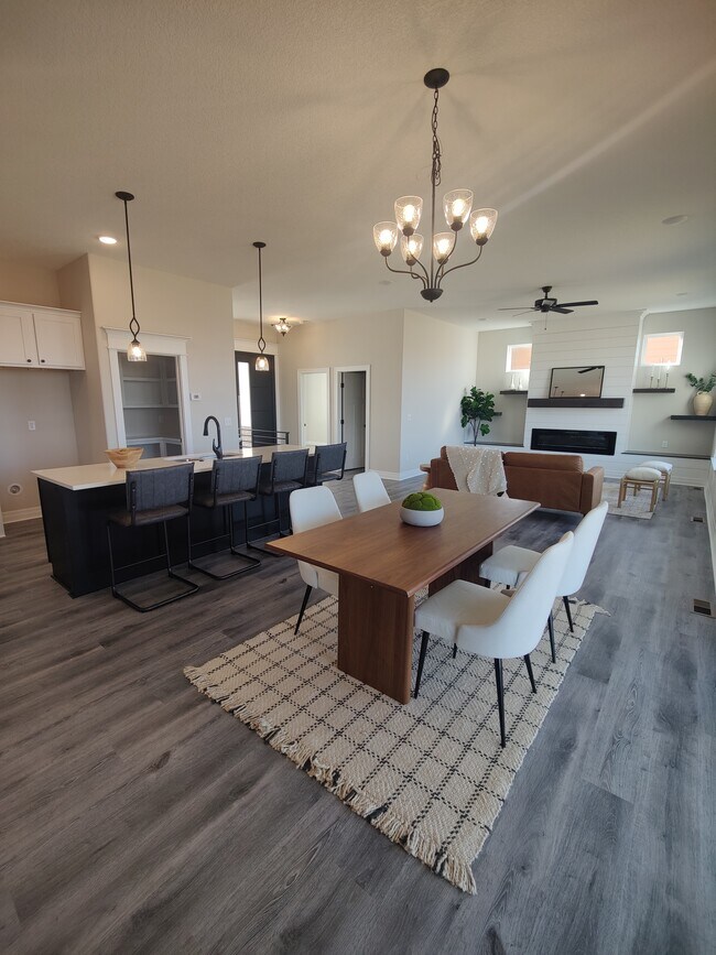 Building Photo - 610 Tuscany Dr