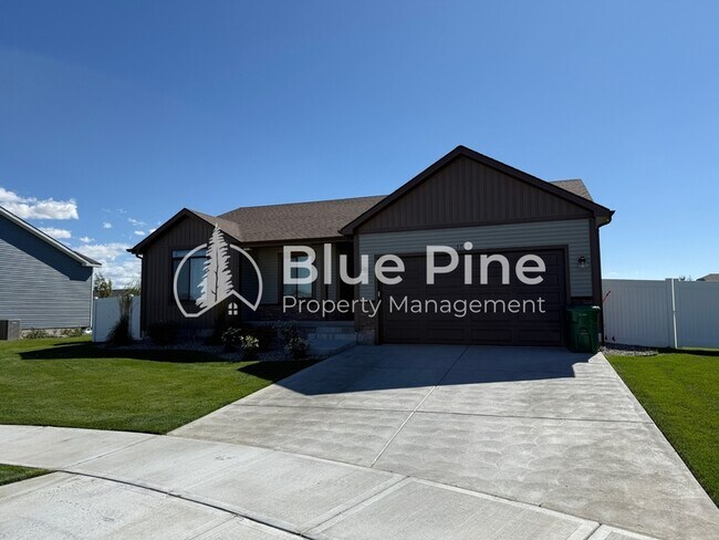 Building Photo - 3758 Inglewood Dr