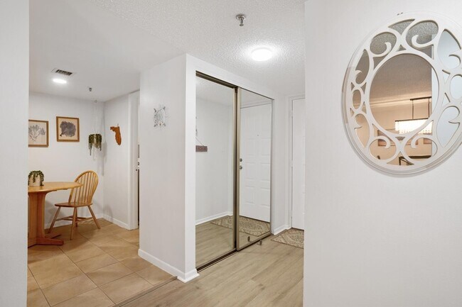 Foto del edificio - 950 Lavers Cir