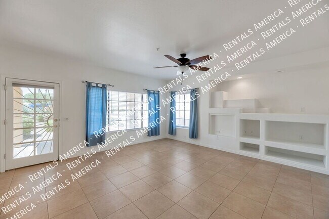 Foto del edificio - 9253 N Firebrick Dr
