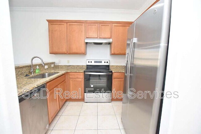 Building Photo - 6352 Sedgeford Dr