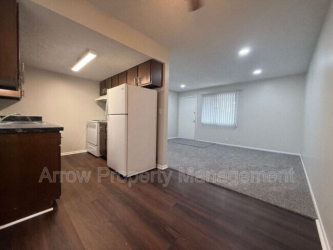 Foto del edificio - 2338 Lynn St