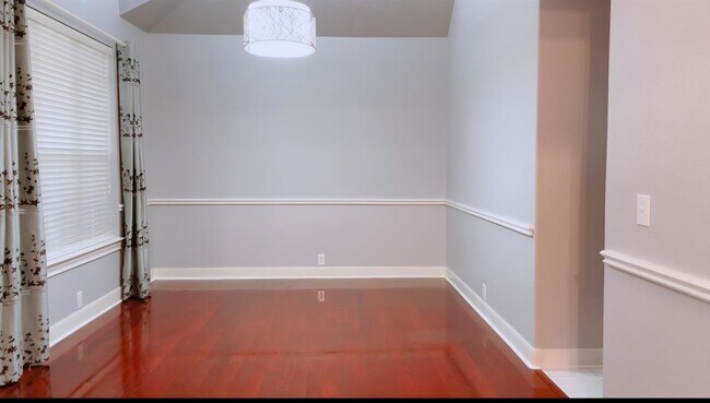 Foto del edificio - 3815 Sapling Trail Ct