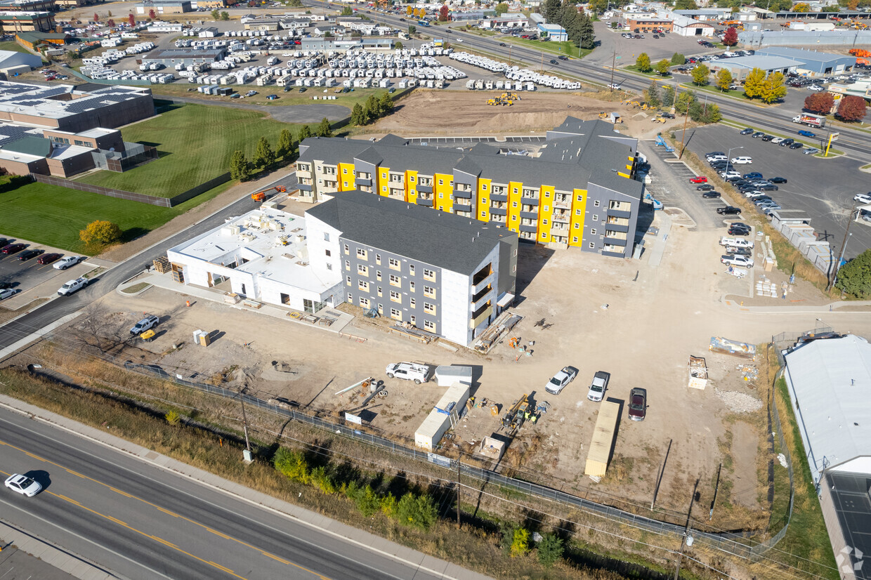 Construction - Oct 2022 - Maple Street Apartments