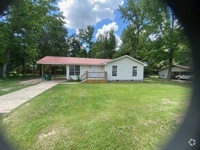 Building Photo - 103 Barron St