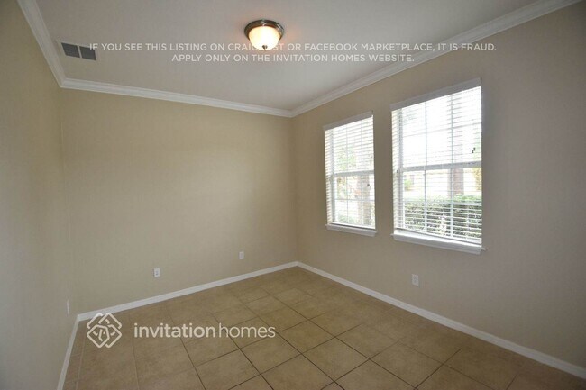 Building Photo - 15612 Starling Water Dr
