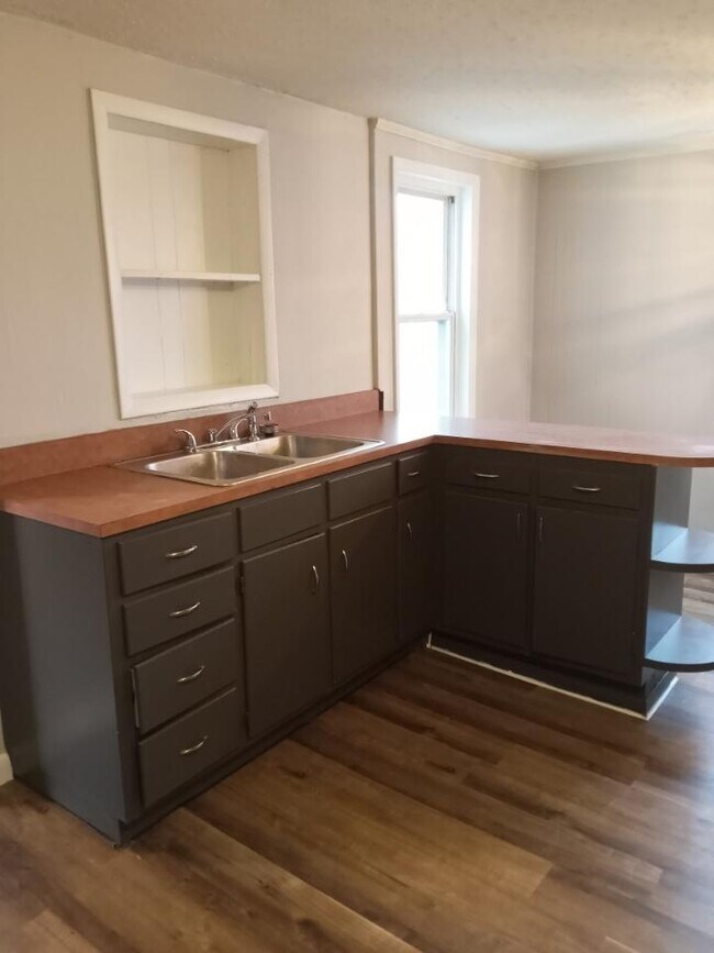 120 Alvin Bullen Rd, Wartburg, TN 37887 House Rental in Wartburg, TN