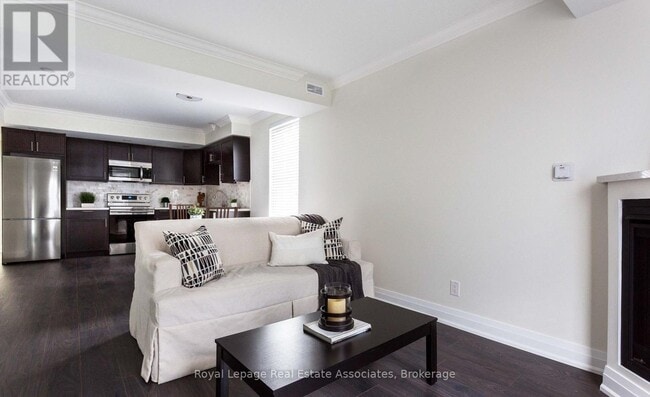 Building Photo - 63 Jerome St