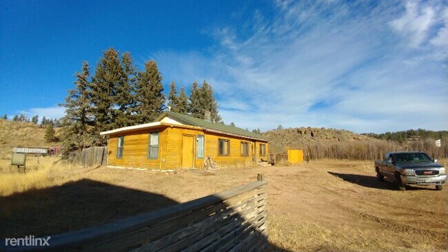 Building Photo - 3 br, 1 bath House - 85 Costello Ave