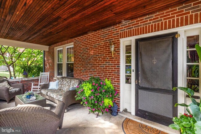 Foto del edificio - 420 W Cork St