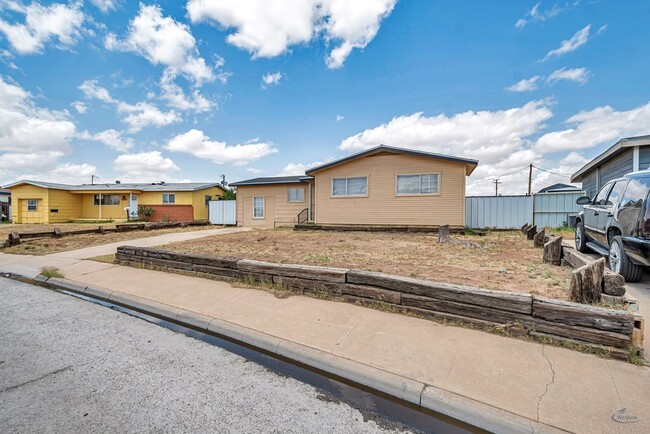 Foto del edificio - 3822 Walnut Ave