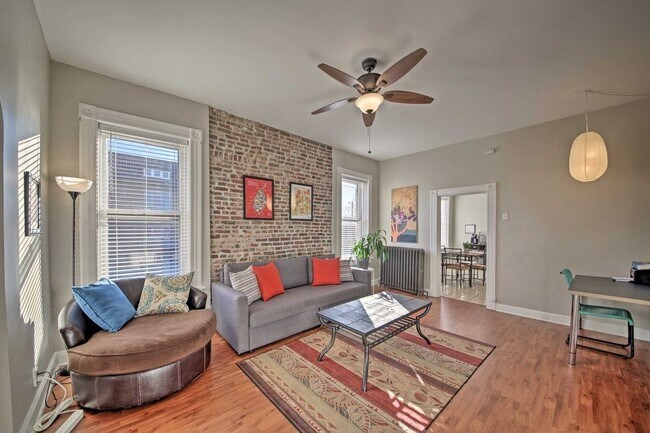 Foto del edificio - Surprisingly Spacious Apartment with ALL u...