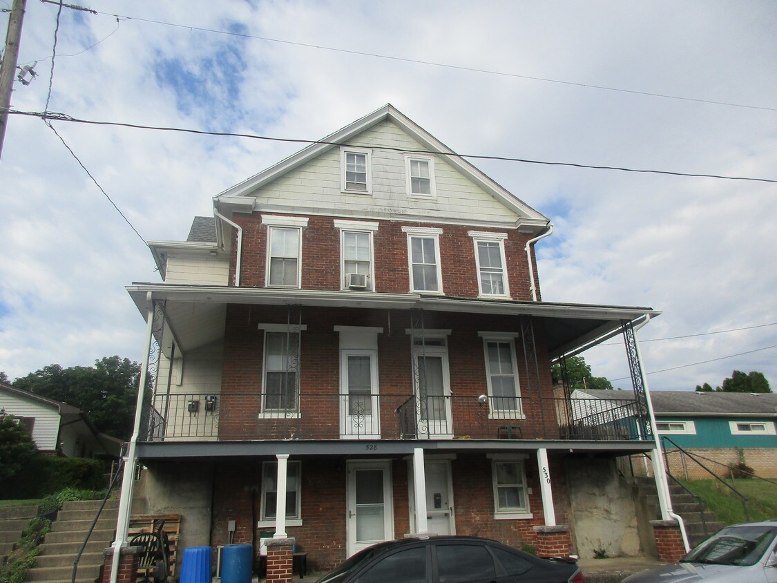 528 Market St, New Cumberland, PA 17070 Apartments in New Cumberland