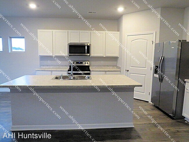 Building Photo - 4 br, 3 bath House - 24864 Delilah Circle