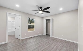 Building Photo - 302 Susong Dr