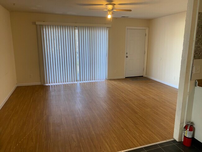 Foto del edificio - 3943 Roanoke Rd
