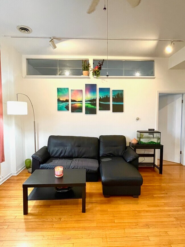 Foto del edificio - 1237 N Noble St