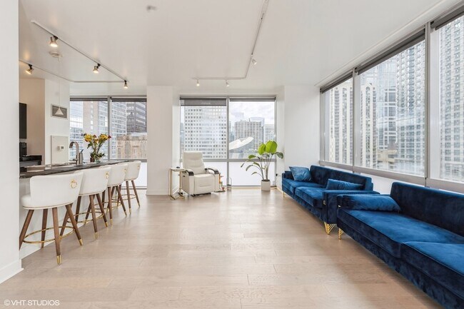 Foto del edificio - 8 E Randolph St