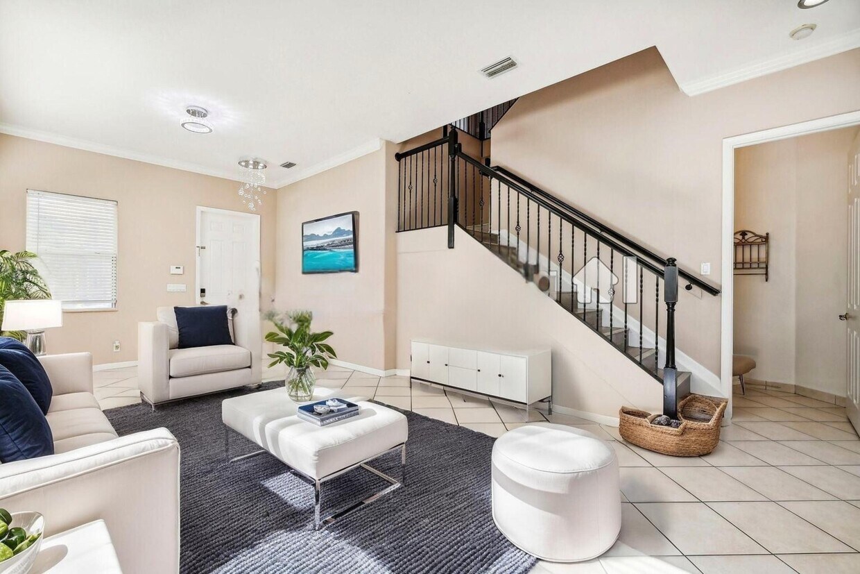 Foto principal - 7174 Ivy Crossing Ln