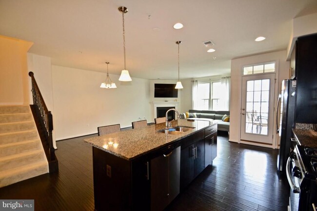 Foto del edificio - 6433 Alan Linton Blvd E
