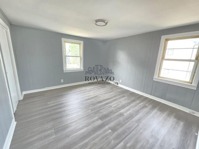Building Photo - 337 Winans Ave