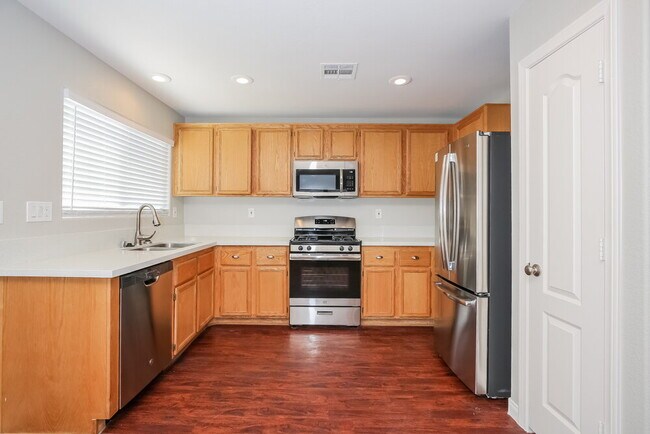 Building Photo - 8408 Wildheart Ranch St
